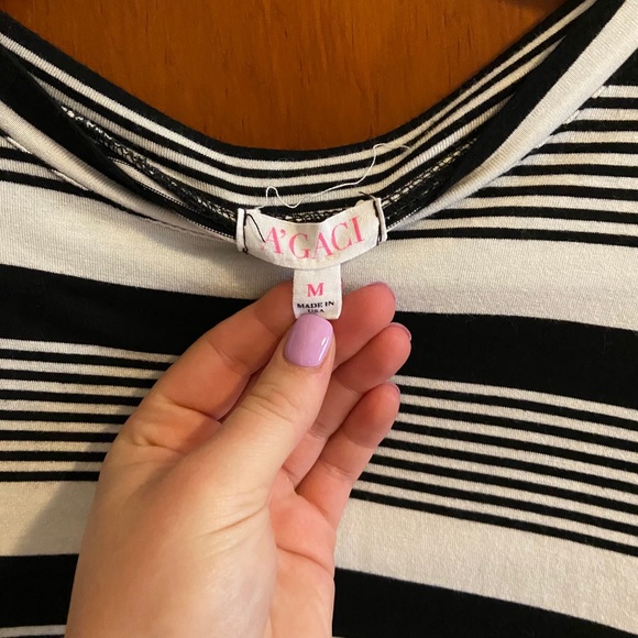 Striped crop top - Picture 2 of 3